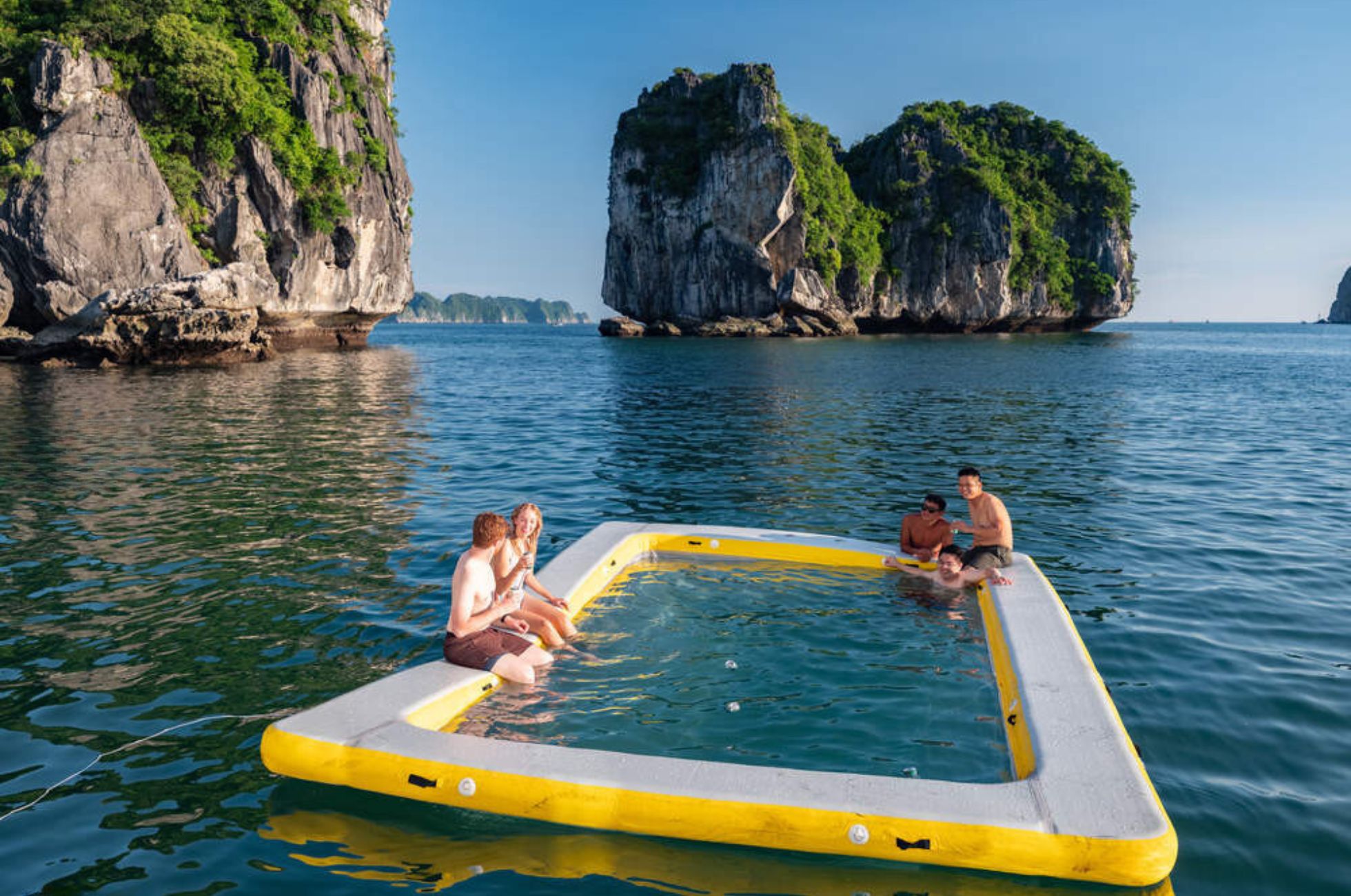 Rạng Ngời Nắng Mai - Tour Vịnh Lan Hạ nửa ngày du thuyền Serenity Cruise