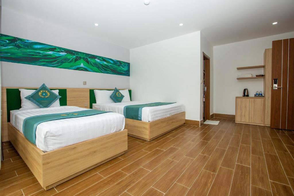 Khách sạn Emerald Hotel Cát Bà