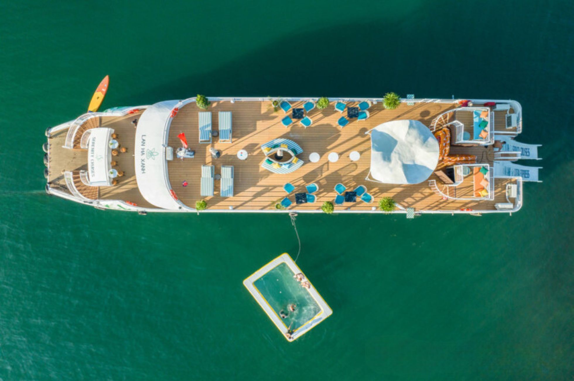 Rạng Ngời Nắng Mai - Tour Vịnh Lan Hạ nửa ngày du thuyền Serenity Cruise
