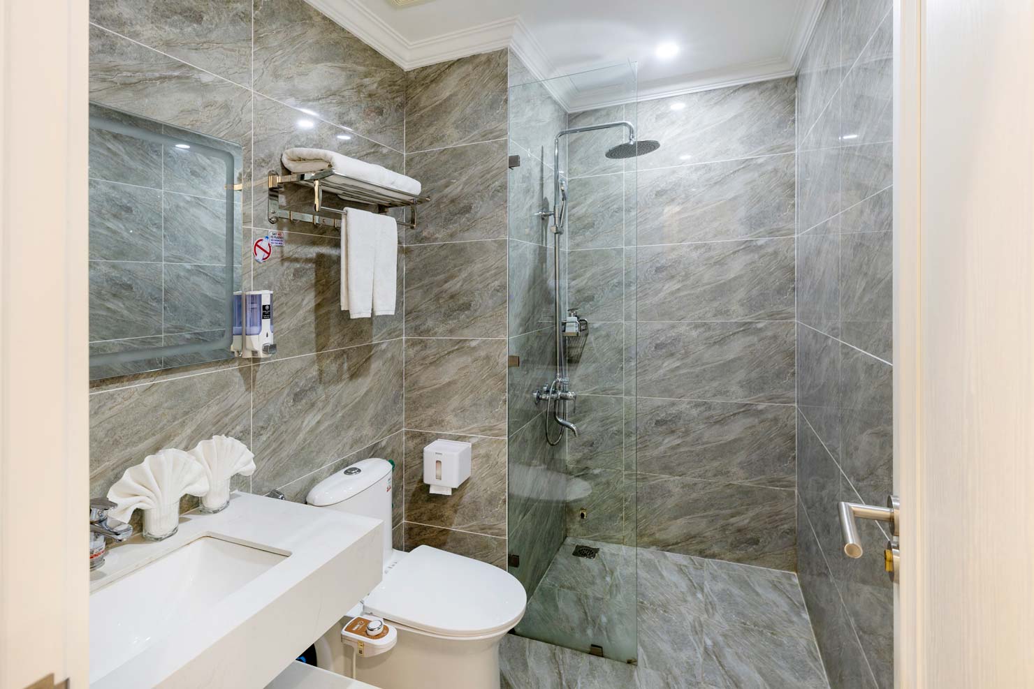 Deluxe Twin or Double Room