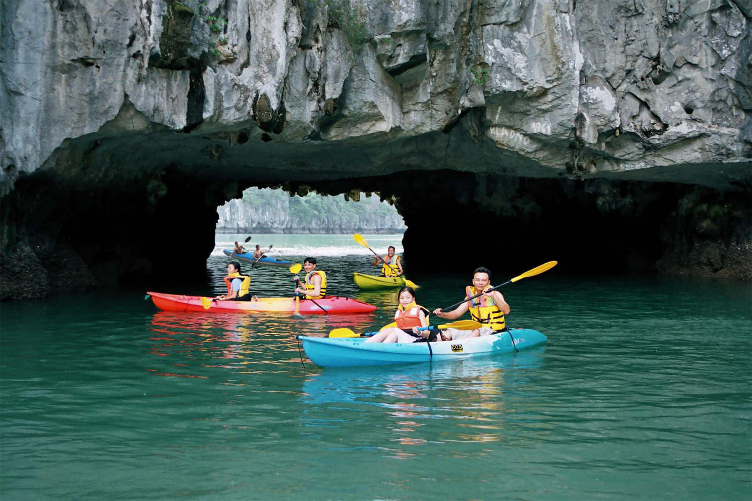 Tour Fullday Vịnh Hạ Long - Du thuyền 5 sao La Casta Daily Cruise