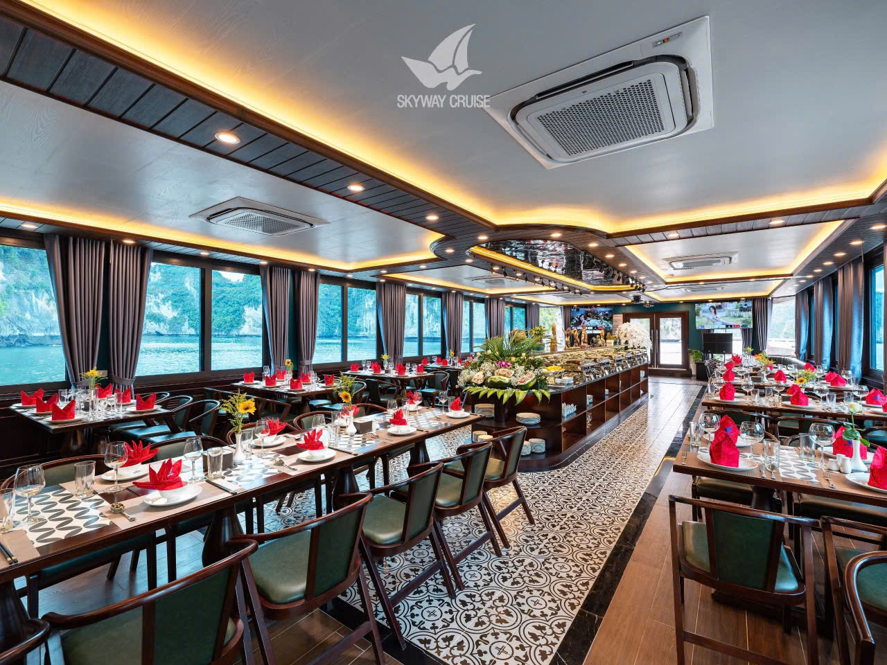 Tour Nửa Ngày Ngắm Hoàng Hôn Vịnh Lan Hạ - Skyway Cruise 5 sao