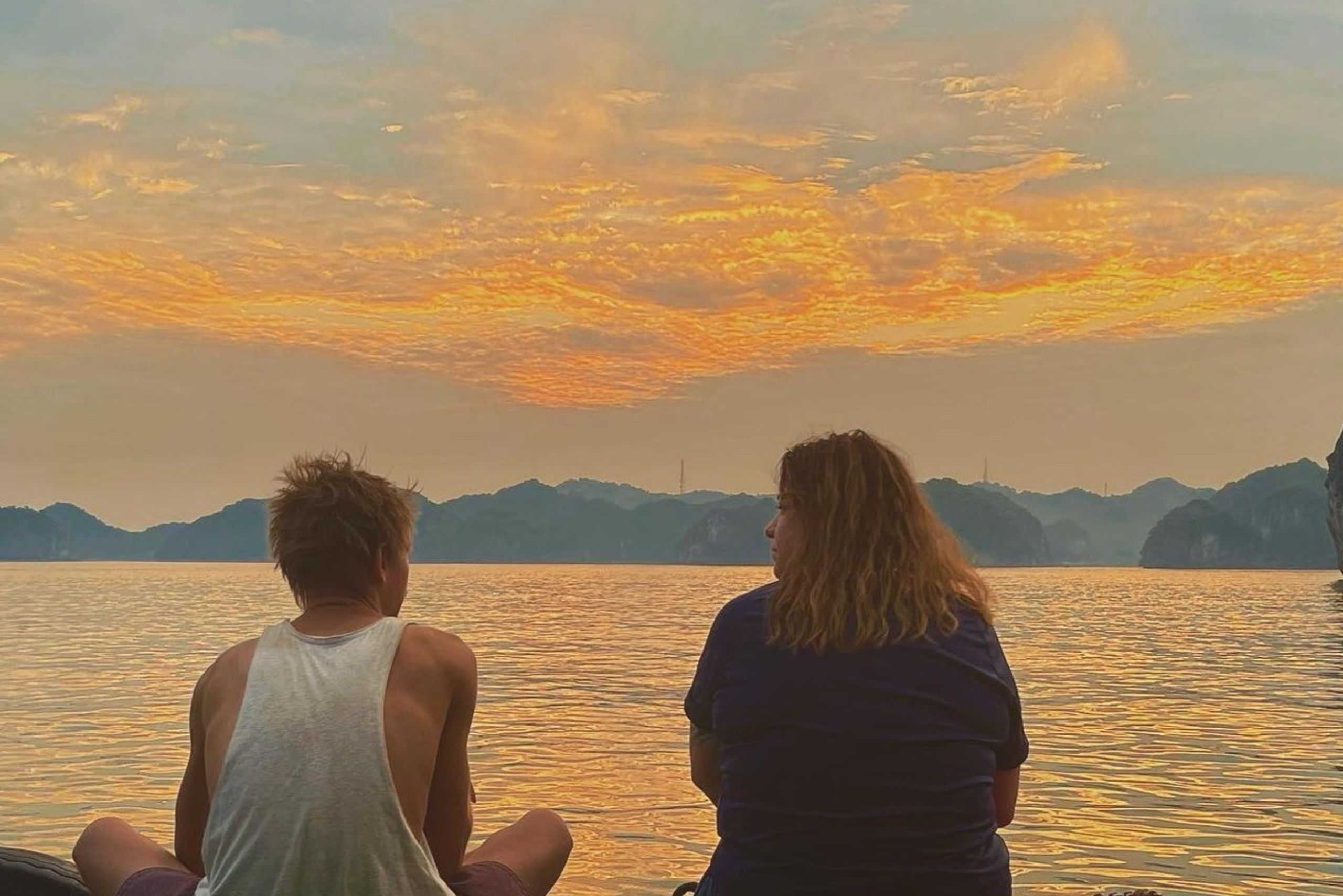Tour Trọn Gói Cát Bà 2 Ngày 1 Đêm - Ngắm hoàng hôn trên Vịnh Lan Hạ