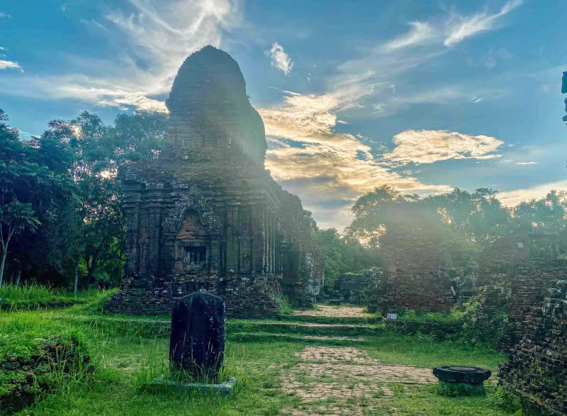 Tour Thánh Địa Mỹ Sơn khởi hàng hàng ngày từ Đà Nẵng