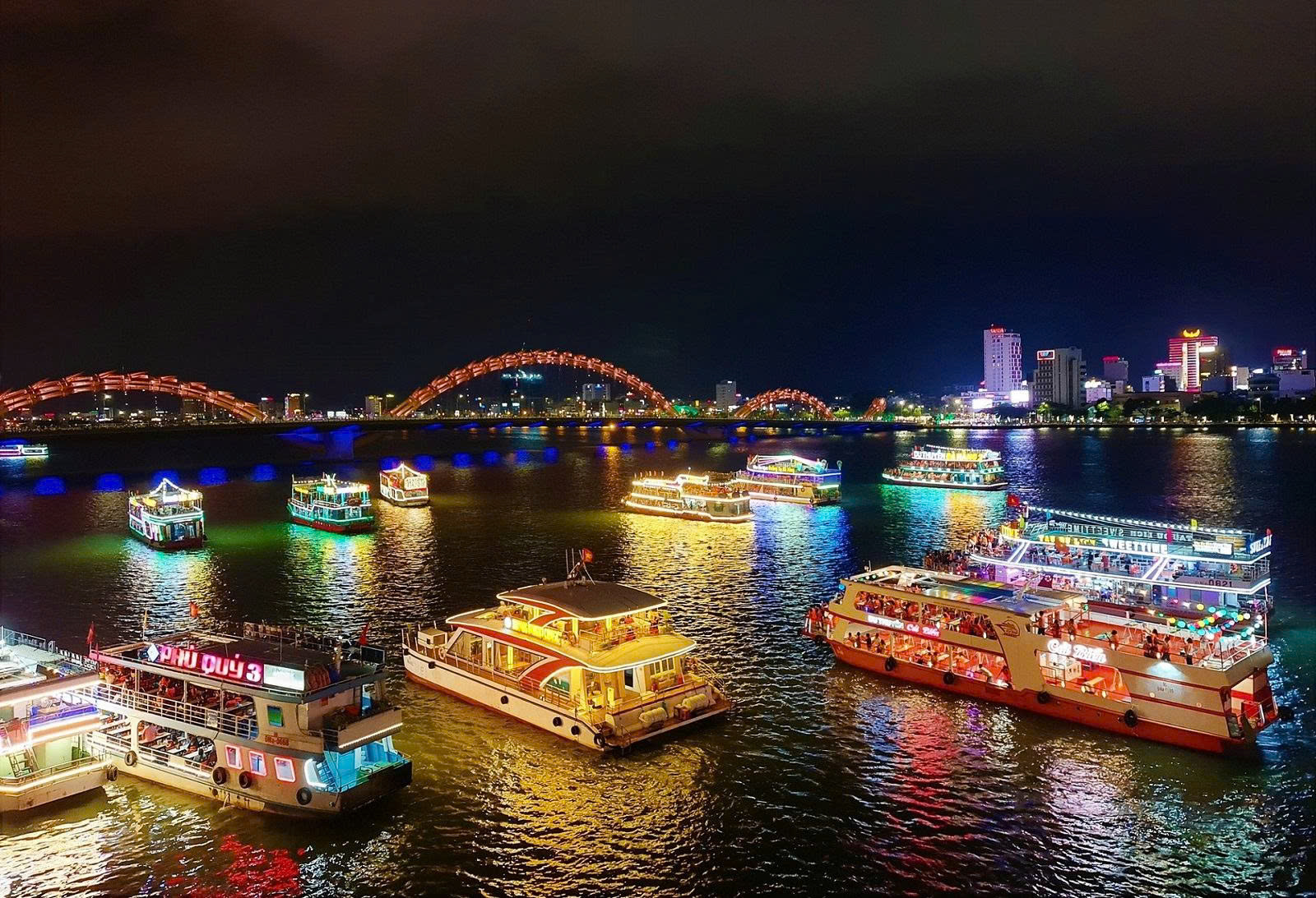 Tour Bán Đảo Sơn Trà - Chùa Linh Ứng - Ngũ Hành Sơn - Non Nước - Du Thuyền Sông Hàn 01 Ngày