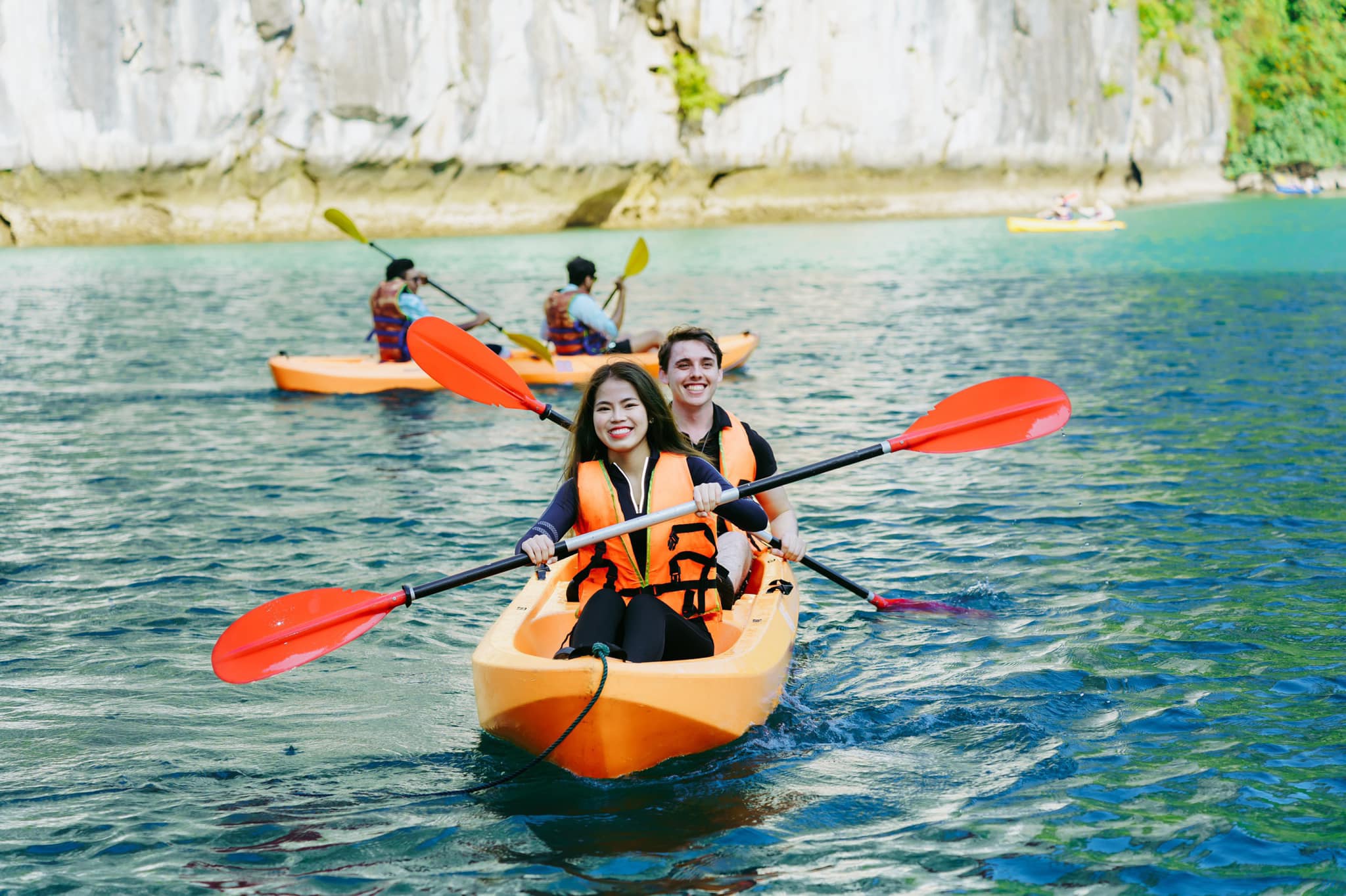 Tour Vịnh Lan Hạ 1 ngày - D'charme Cruise