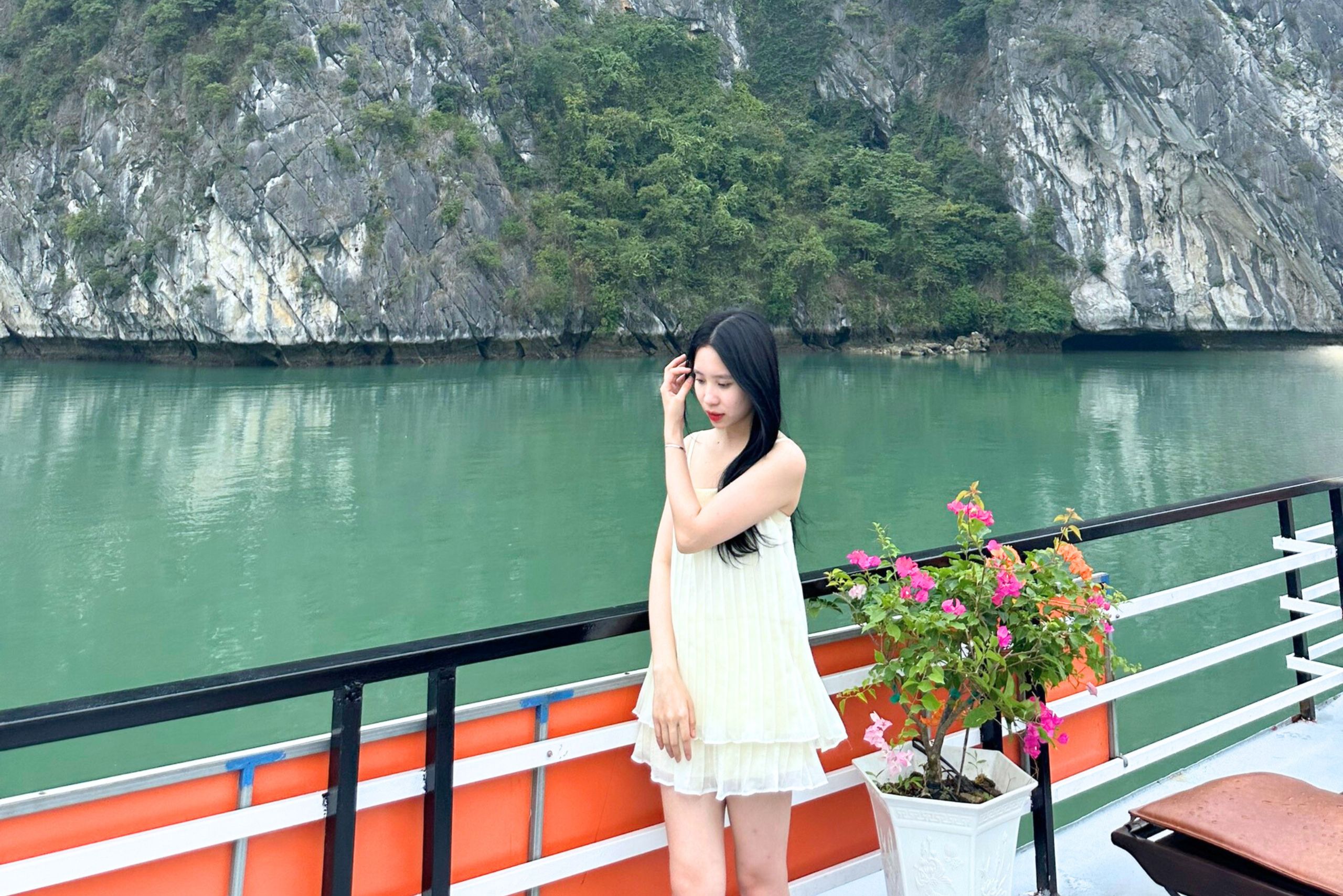 Tour Cát Bà 3 ngày 2 đêm - Ngắm hoàng hôn vịnh Lan Hạ