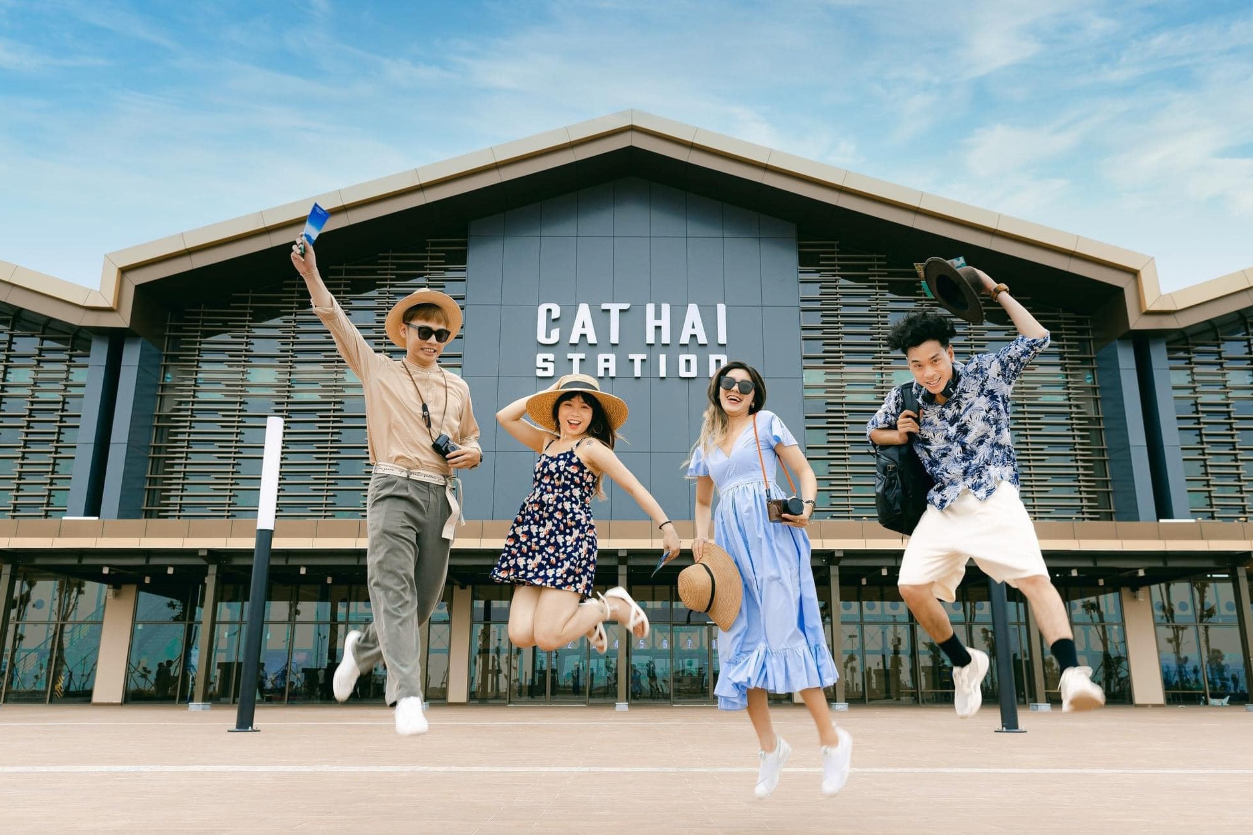 Xe Cát Bà - Hà Nội | Limousine + Cáp treo
