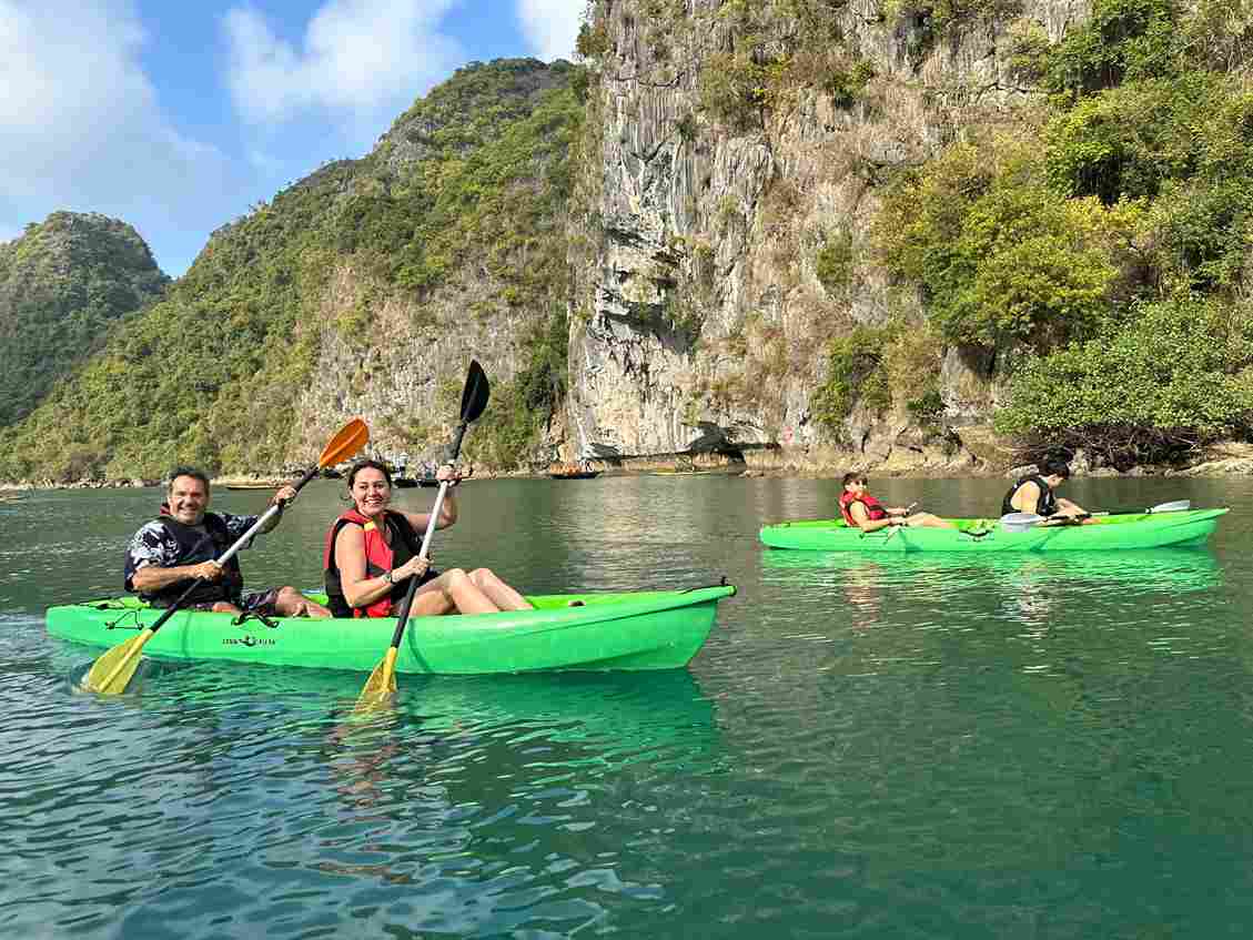 Tour 3 ngày 2 đêm du thuyền Daiichi Luxury Cruise 5 sao - Khám phá Vòng tròn Di sản Hạ Long Lan Hạ