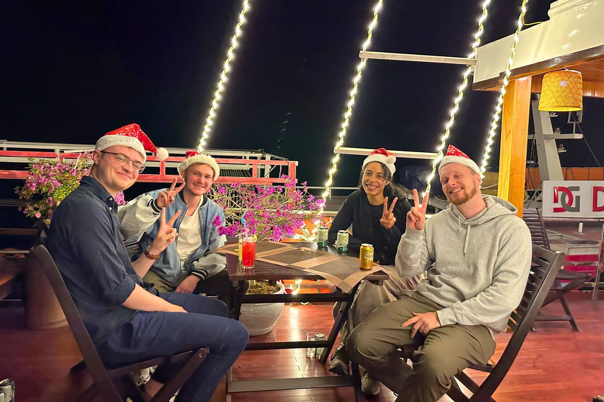 Tour ghép 2N1Đ khám phá vịnh Lan Hạ ngủ trên Du thuyền Daiichi Boutique Cruise 4 sao