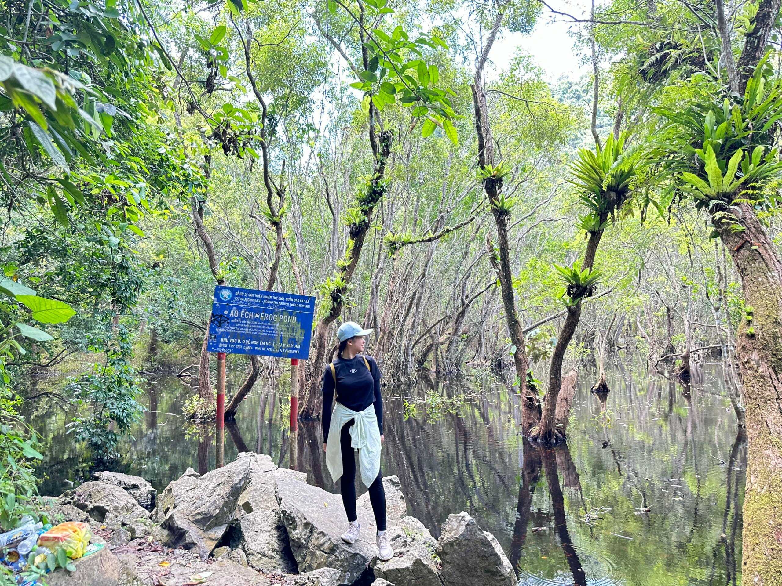 Tour Trekking xuyên rừng Quốc gia Cát Bà 1 ngày