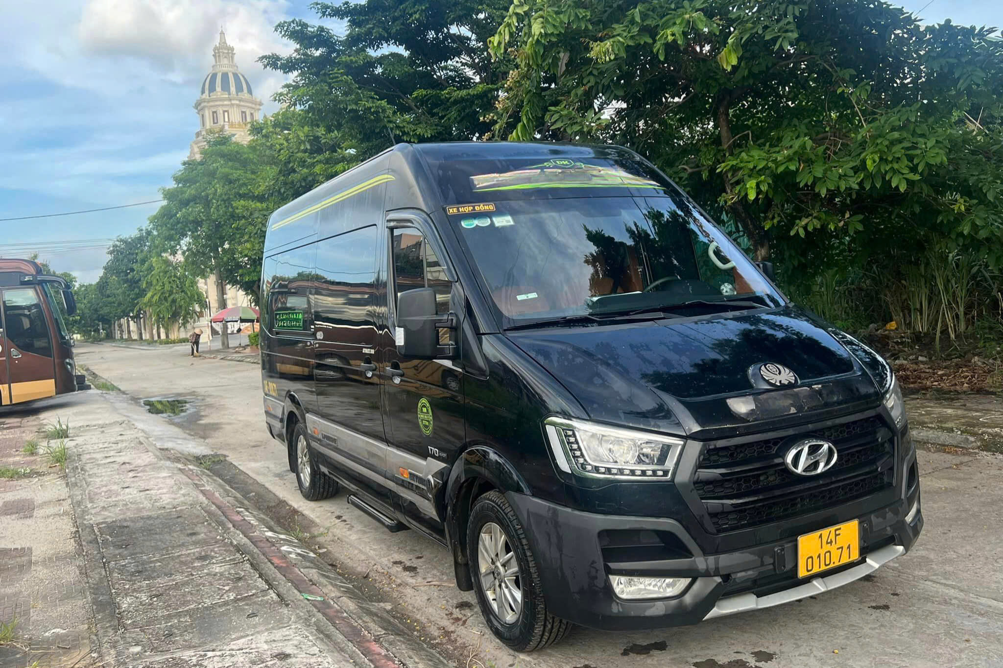 Xe Hà Giang đi Hạ Long | Xe giường nằm + Limouisne