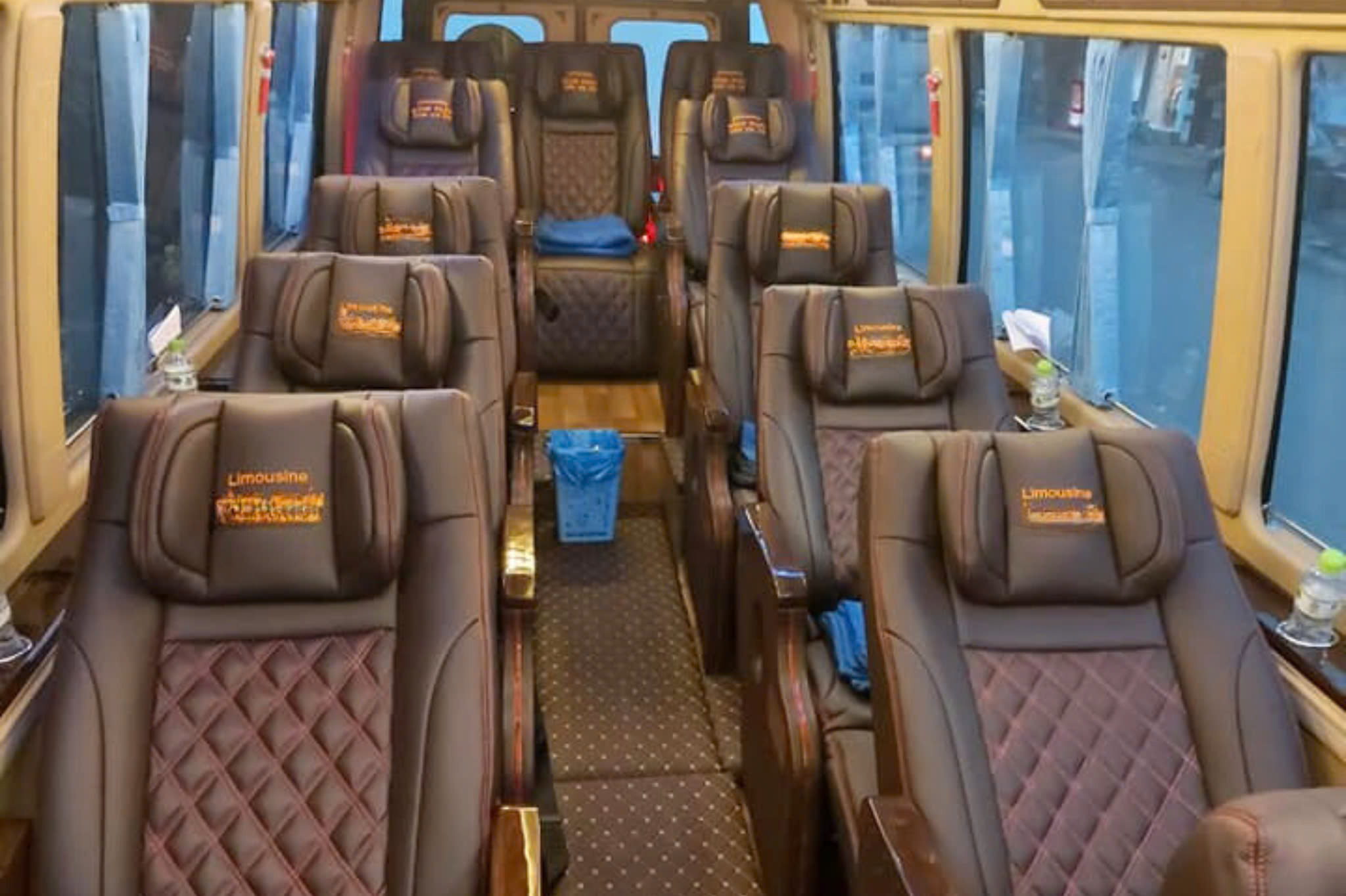 Xe Limousine Hà Giang - Hà Nội