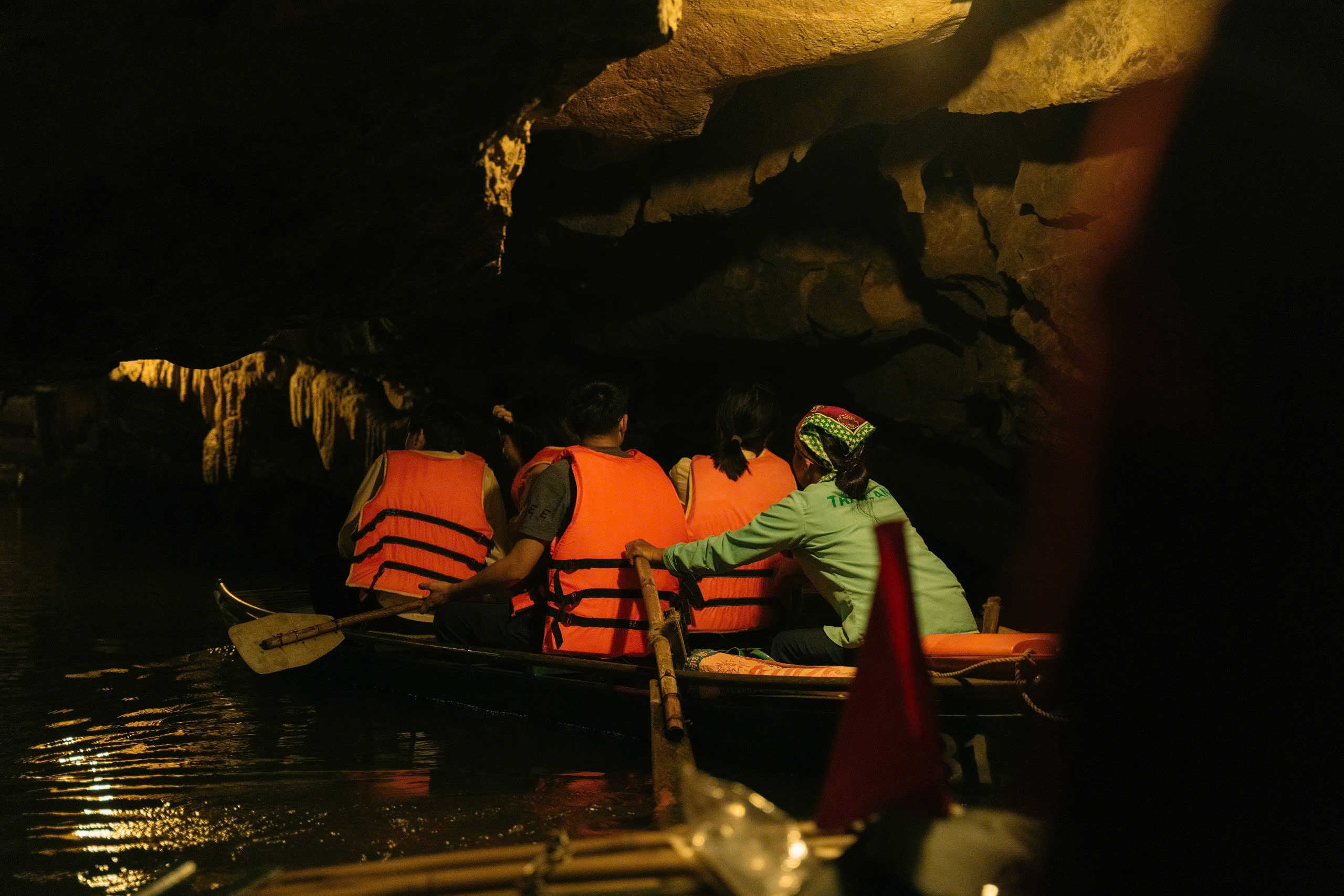 Tour Ninh Bình 1 ngày - Bái Đính - Tràng An 1 ngày