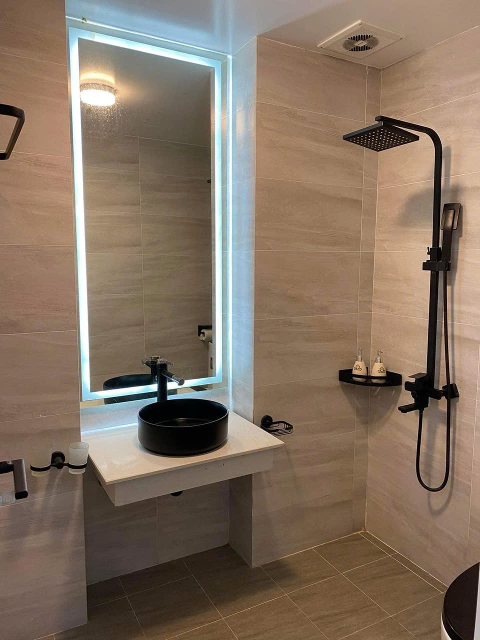 KHÁCH SẠN NAM PHONG CÁT BÀ
