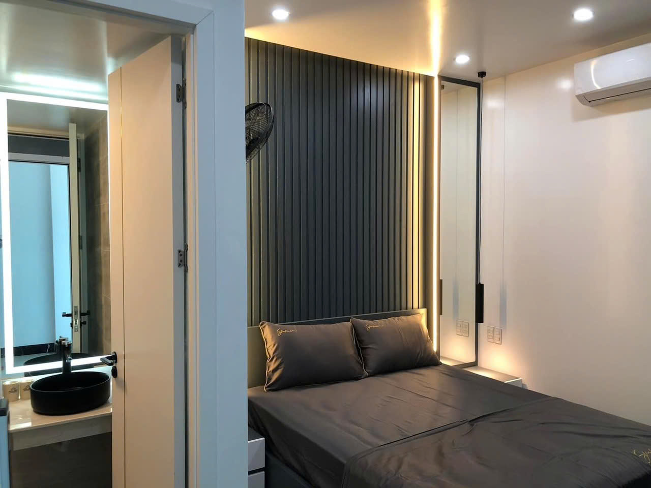 KHÁCH SẠN NAM PHONG CÁT BÀ