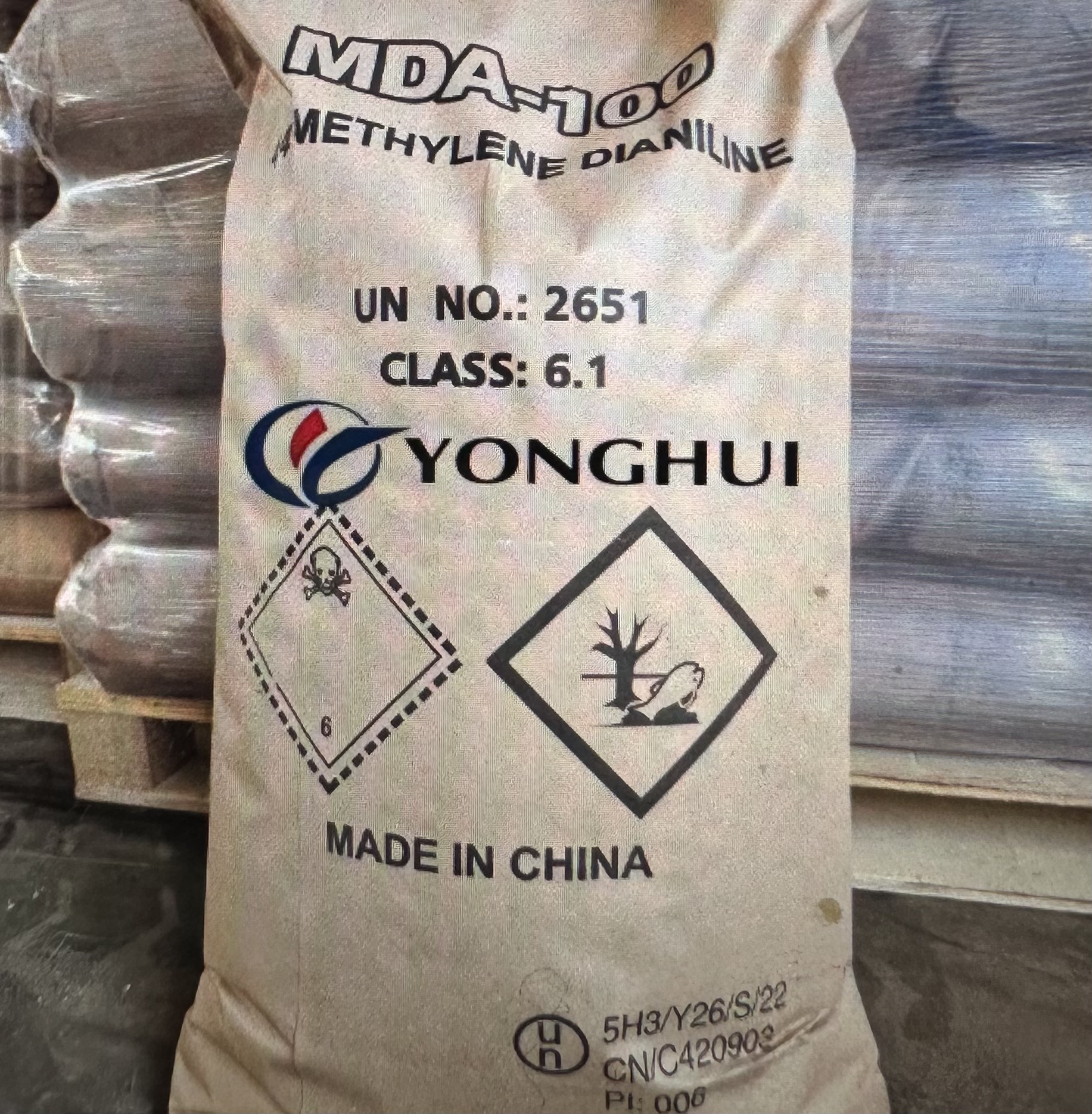 BÁN DIAMINODIPHENYL METHANE - LỚP PHỦ CÁCH ĐIỆN