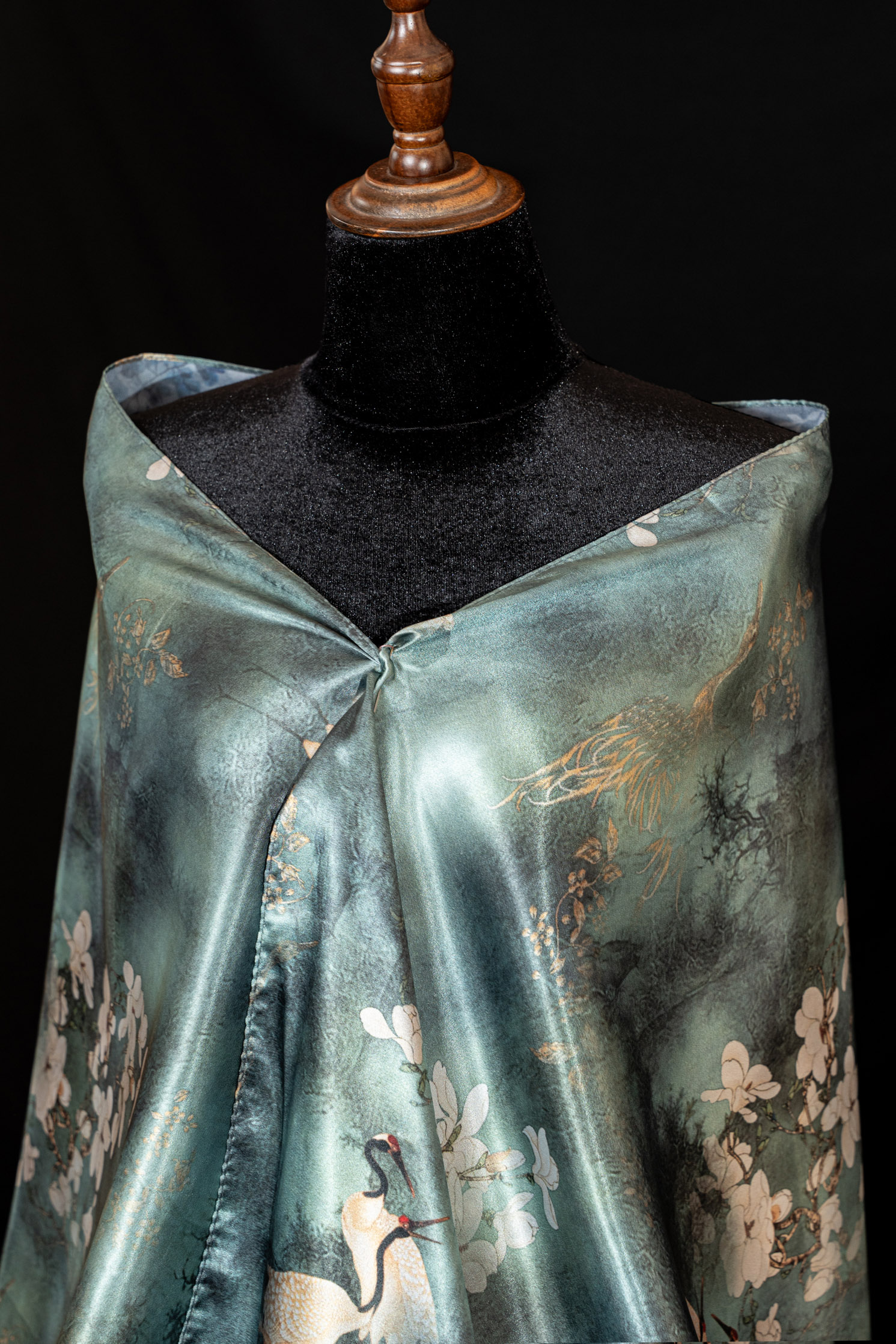 Khăn choàng Đại lâm mộc 1800