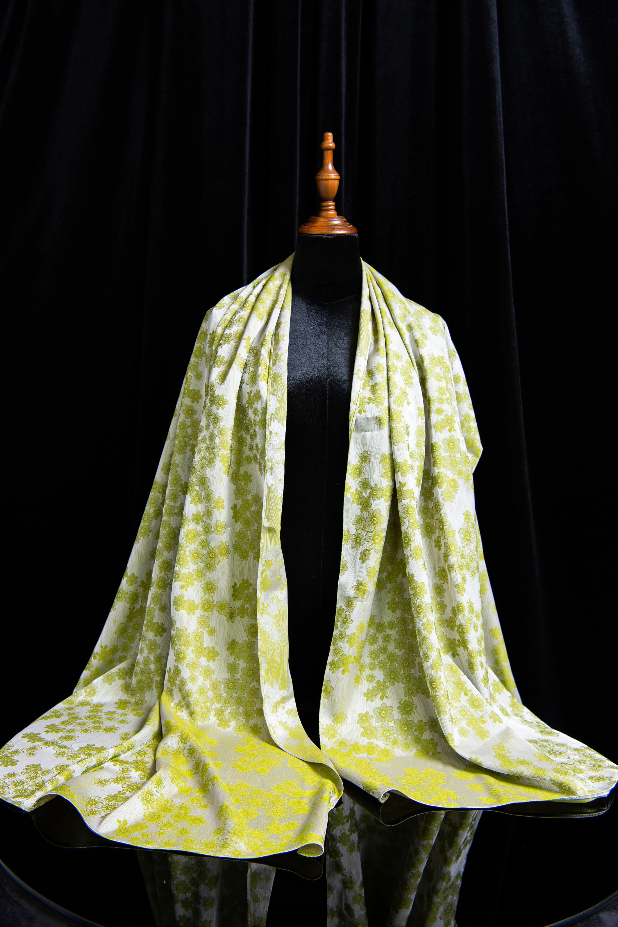 Khăn choàng handmade sợi tre