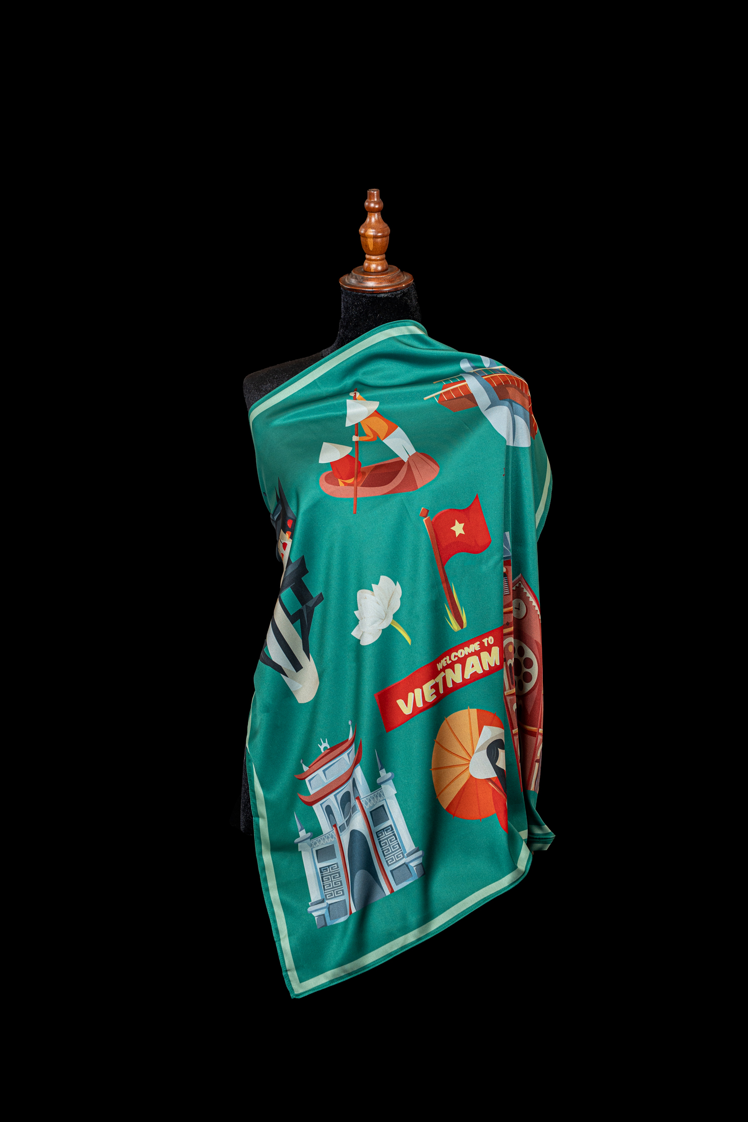 Khăn quàng cổ Việt Nam và Hà Nội xưa