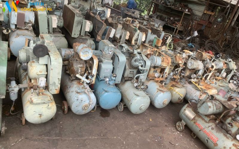 Bán máy nén khí cũ TPHCM: So sánh giá và chất lượng