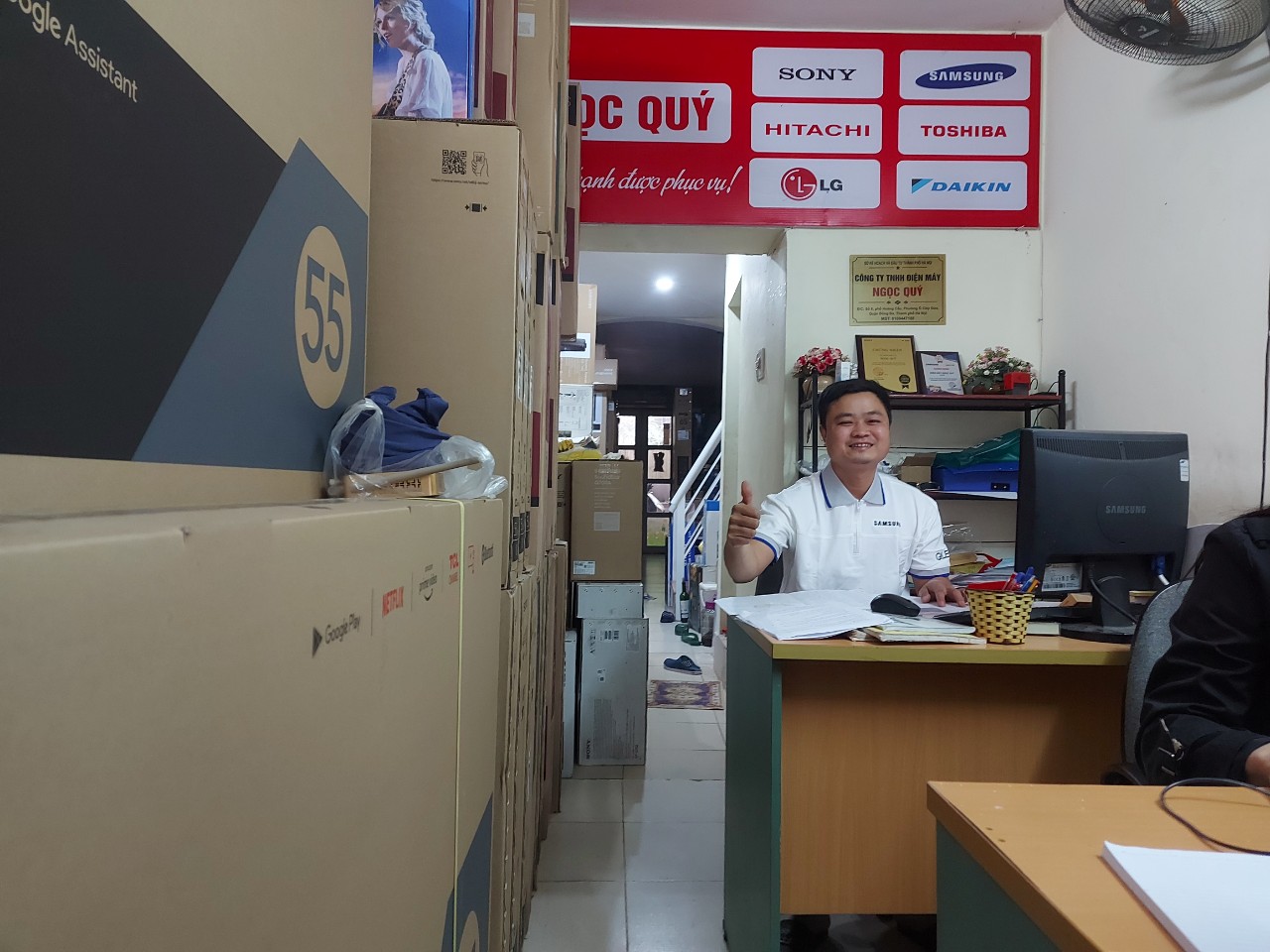 Địa Chỉ Bán Tivi Giá Rẻ Uy Tín Và Chất Lượng tại Hà Nội - Nên mua sản phẩm điện máy ở đâu? Siêu thị điện máy nào?