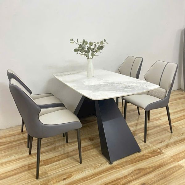 ban an 4 ghe venos nhap khau khung sat