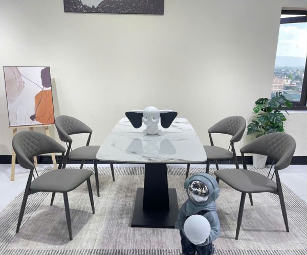 Bộ Bàn Ăn 4 Ghế Nhập Khẩu HT11