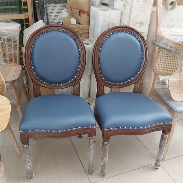 Bộ Bàn Ăn 8 Ghế Louis Tân Cổ Điển