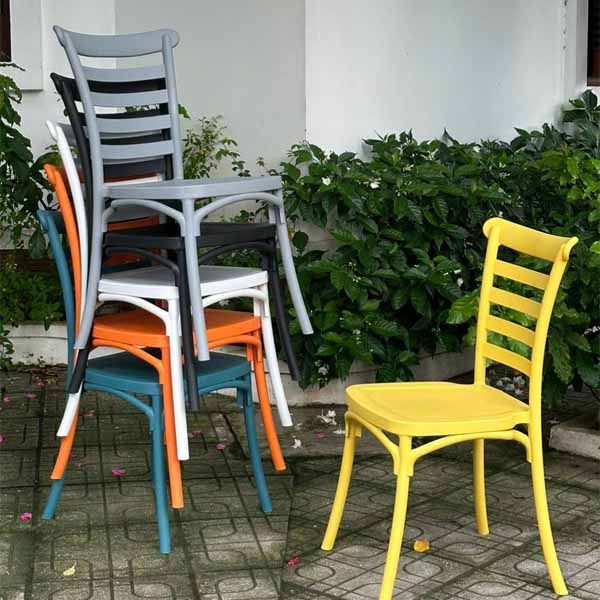 Ghế Nhựa Đúc Bistro Sọc Nhập Khẩu GN12