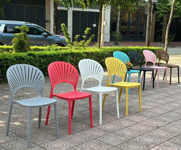Ghế Nhựa Đúc Sankyo Lưng Nan Quạt GN11