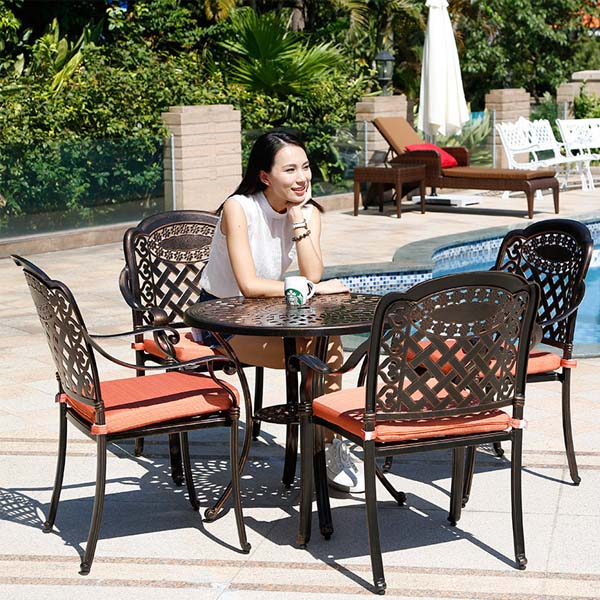 Bàn Ghế Nhôm Đúc