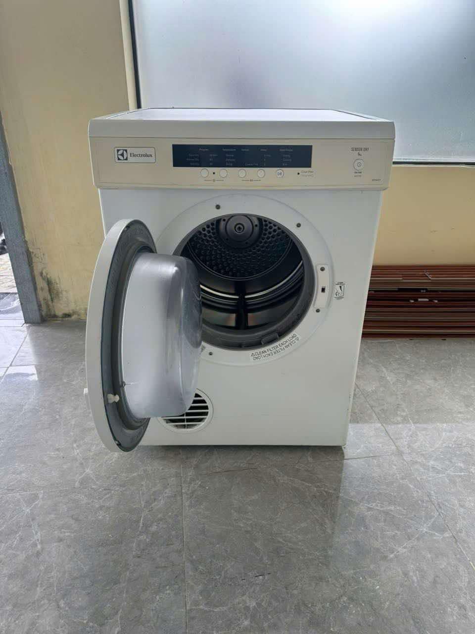 Thu mua máy sấy quần áo cũ giá cao quận 7