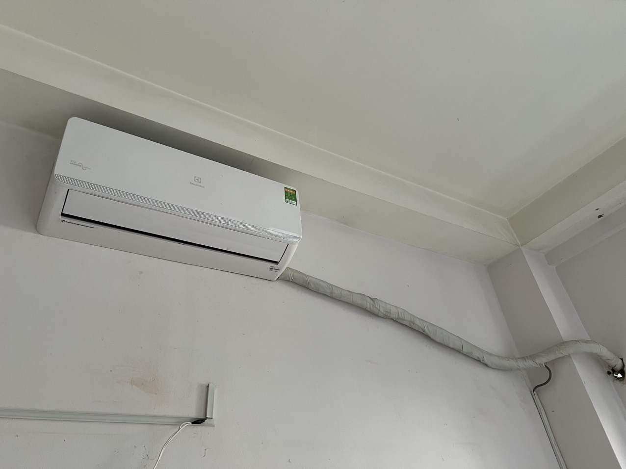 Dịch vụ di dời tháo và lắp đặt máy lạnh quận Tân Phú