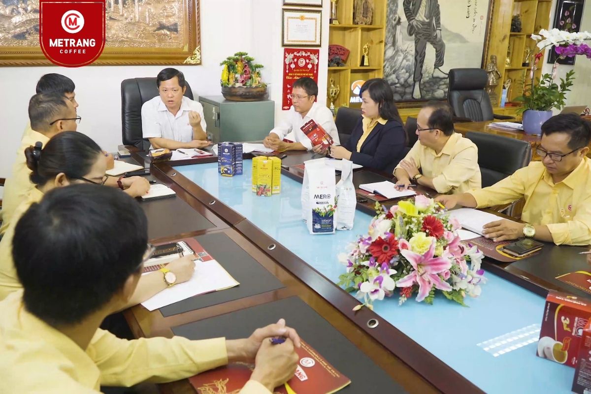 cà phê Việt Nam, cà phê mê trang, cà phê robusta, cà phê arabica, cà phê hạt, cà phê pha máy, cà phê bột, cà phê sạch, cà phê cao cấp, cà phê hòa tan, cà phê hút chân không, cà phê đặc sản, cà phê chế biến ướt, OEM coffee, ODM coffee