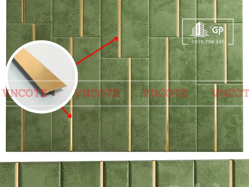 hinh-anh-thi-cong-nep-inox-T25-vang-xuoc