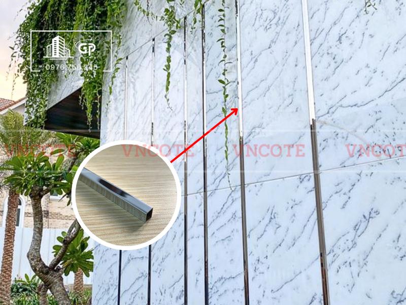 hinh-anh-thi-cong-nep-inox-u8-trang-bong