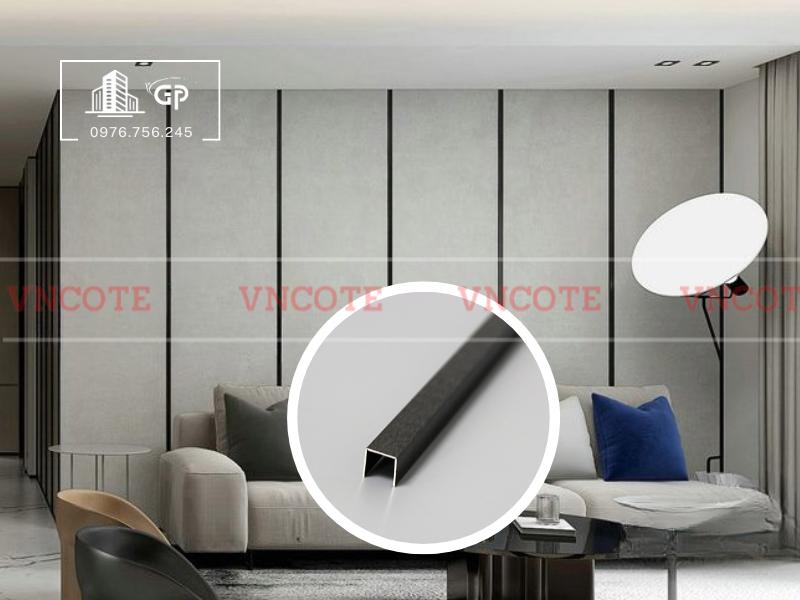 hinh-anh-thi-cong-nep-inox-u10-den-xuoc