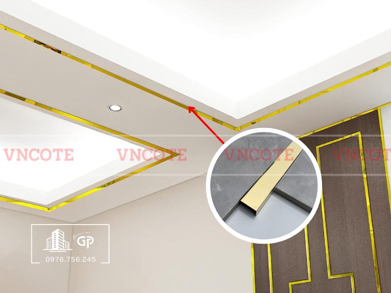 hinh-anh-thi-cong-nep-inox-U20-vang-bong