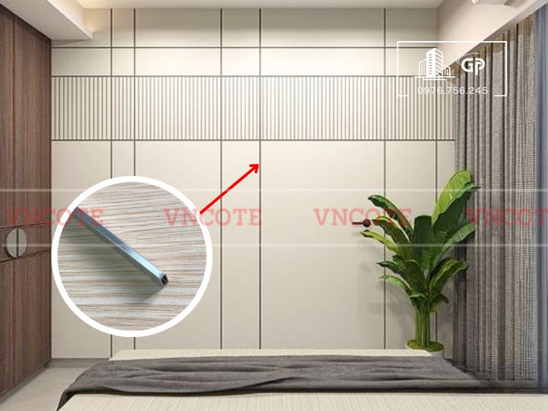 hinh-anh-thi-cong-nep-inox-u3-trang-xuoc