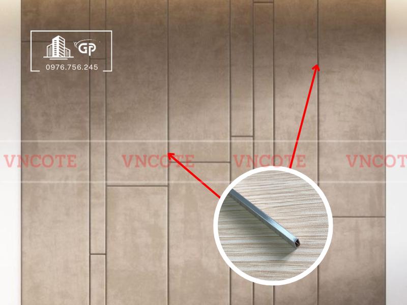 hinh-anh-thi-cong-nep-inox-u3-trang-xuoc