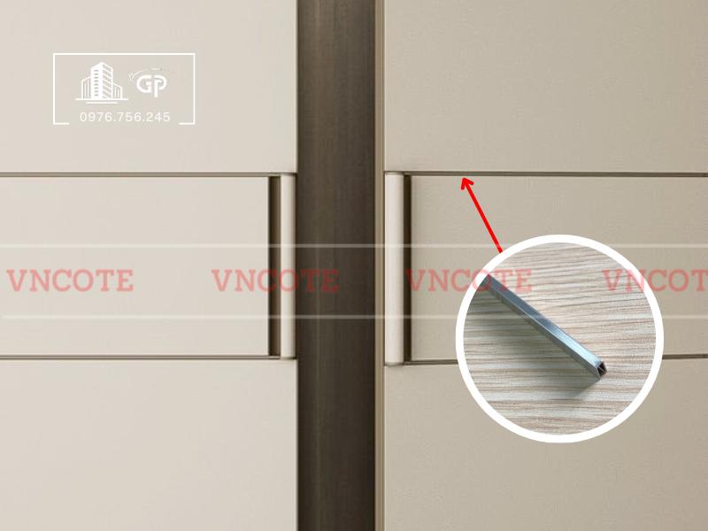 hinh-anh-thi-cong-nep-inox-u3-trang-xuoc