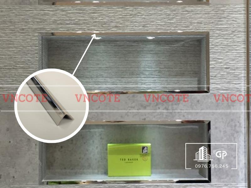 hinh-anh-thi-cong-nep-inox-V10-trang-bong