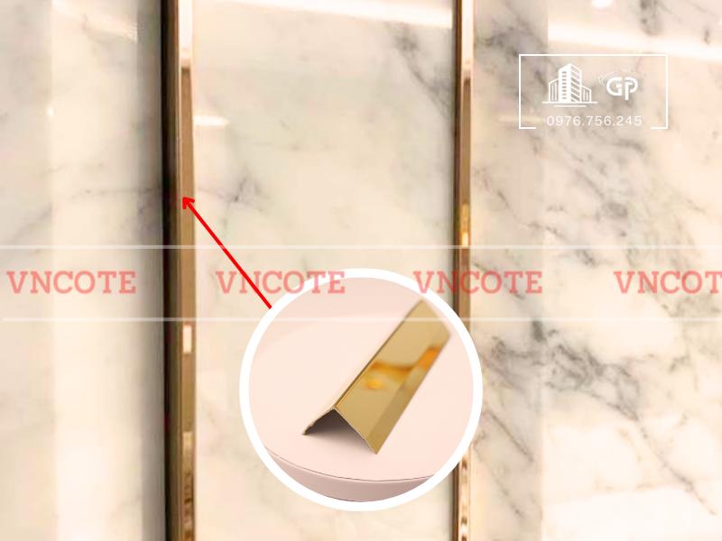 hinh-anh-thi-cong-nep-inox-V25-vang-bong