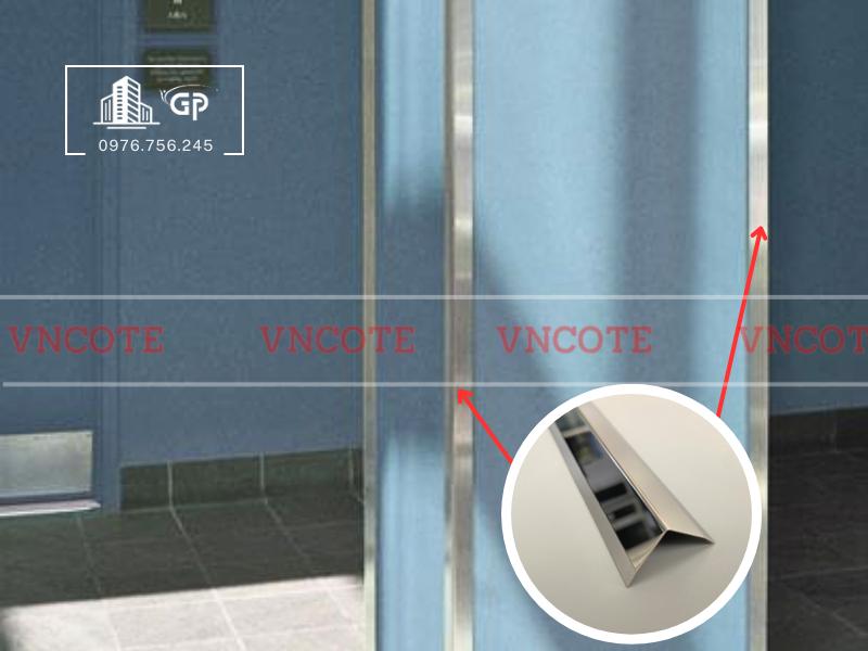 hinh-anh-thi-cong-nep-inox-V25-trang-bong