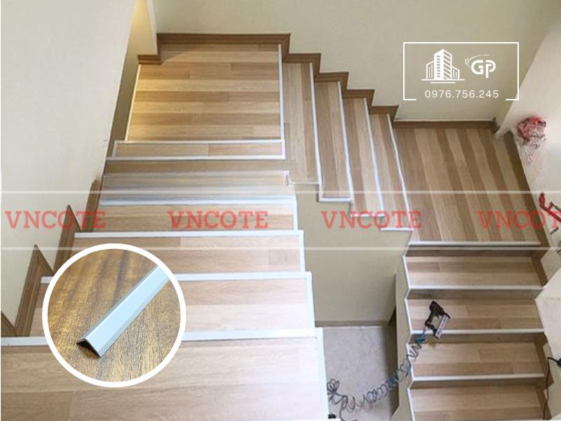 Nhôm V10 trắng mờ