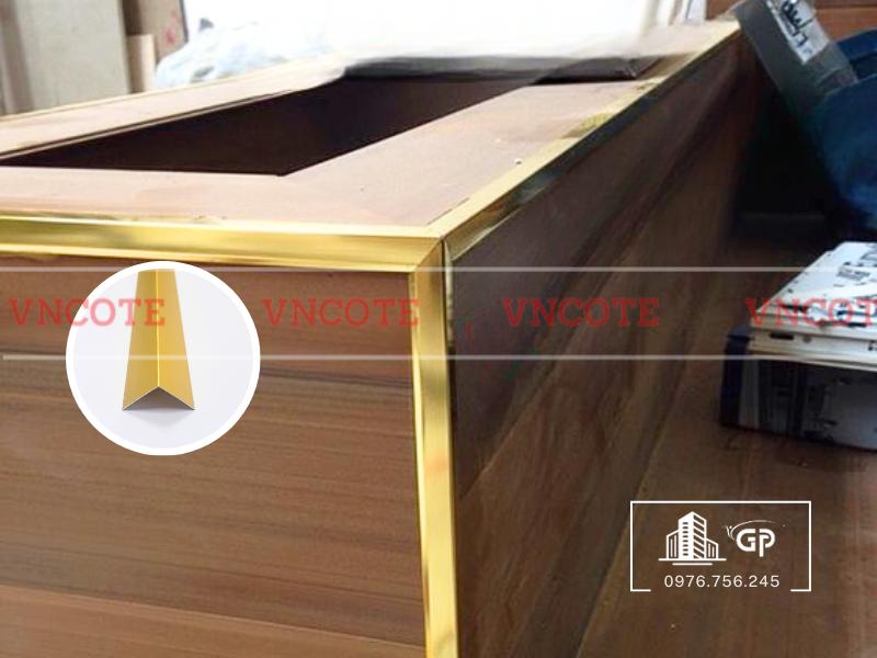 Nẹp nhôm V30 vàng mờ