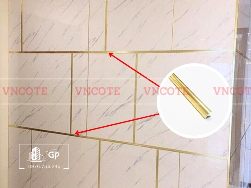 Nẹp nhôm T10 cong vàng bóng