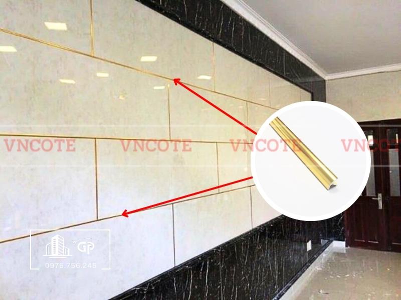 Nẹp nhôm T10 cong vàng bóng