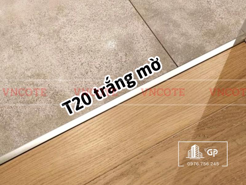 hinh-anh-thi-cong-nep-nhom-T20-trang-mo